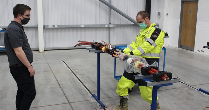 Recent Course: Lovink 11kV M-Series straight joint course